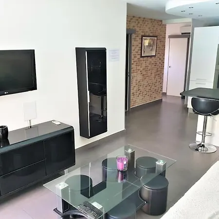 Lovely With Private Pool